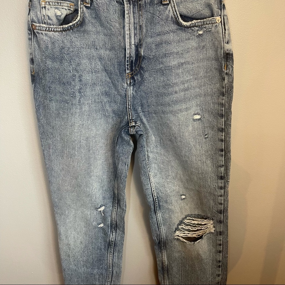 Free People, We the Free Dakota High Rise Straight Jeans, Distressed, Size 28 - Picture 9 of 14